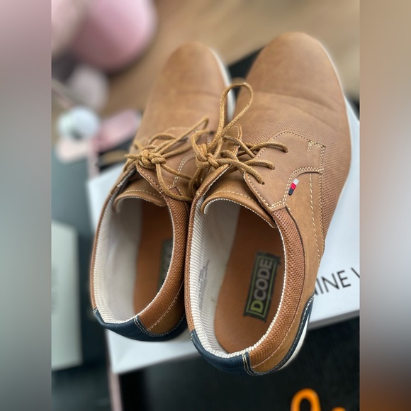 DCode Men Shoes - Picture 7 of 13